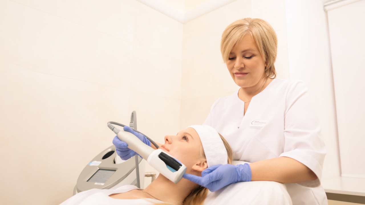 Чернова Светлана Владимировна - медицинская сестра косметологии, косметолог-эстетист