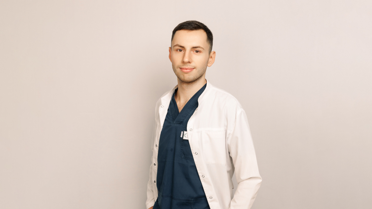 Зотеев Максим Янович, массажист