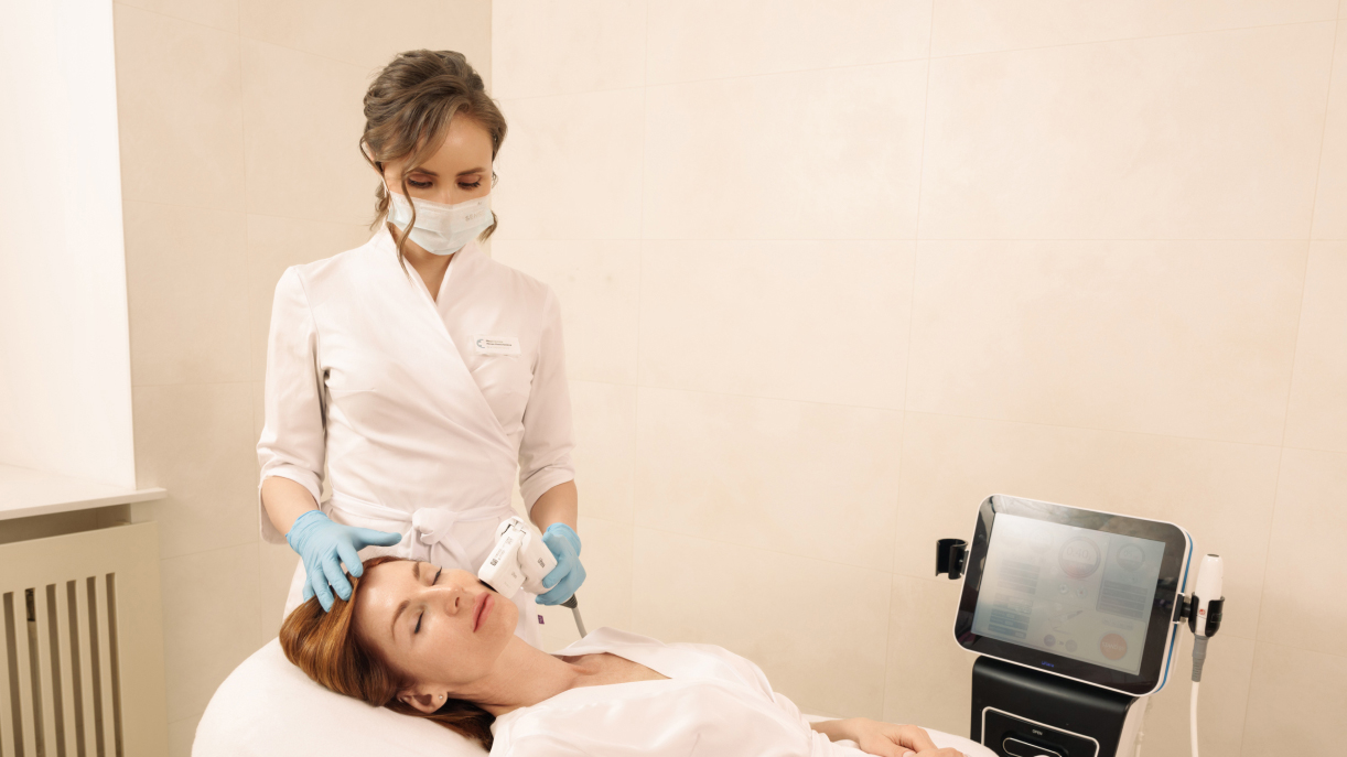 Меретякова Юлия Николаевна, врач - косметолог, дерматовенеролог