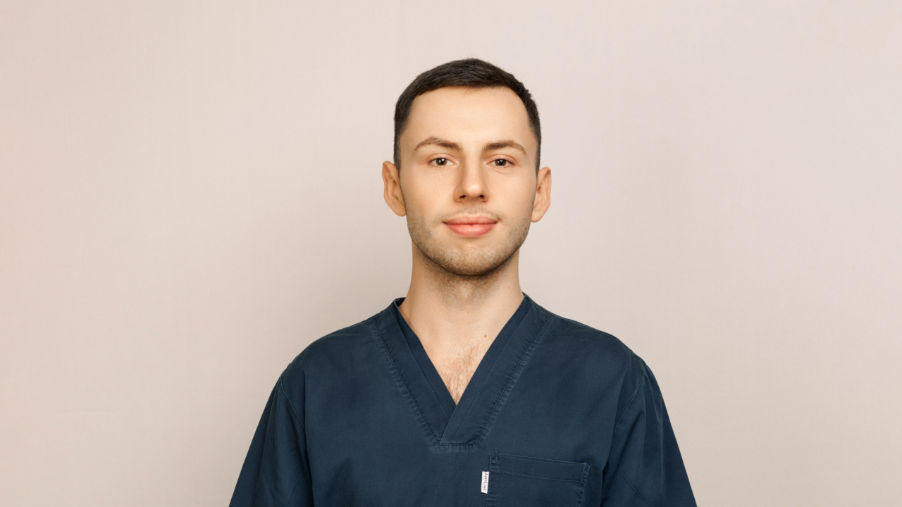 Зотеев Максим Янович, массажист